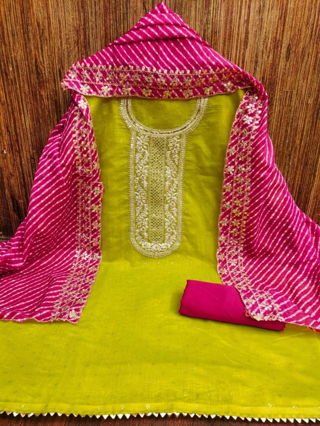 SHIJILA Ethnic Motifs Embroidered Poly Silk Unstitched Dress Material, Fluorescent green
SHIJILA Ethnic Motifs Embroidered Poly Silk Unstitched Dress Material, Fluorescent green