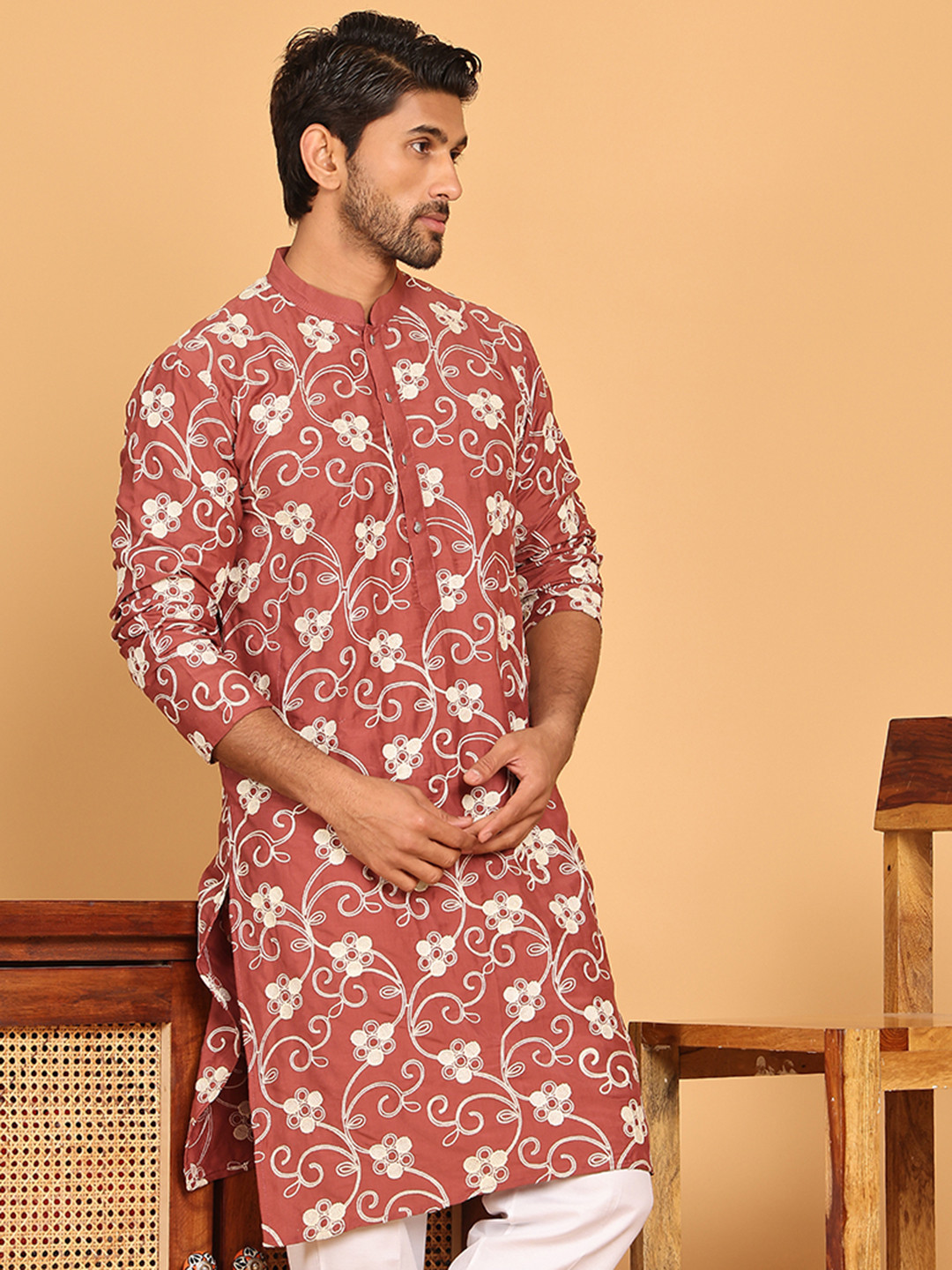 Jompers Floral Embroidered Mandarin Collar Cotton Thread Work Straight Kurta, Brown 
Jompers Floral Embroidered Mandarin Collar Cotton Thread Work Straight Kurta, Brown