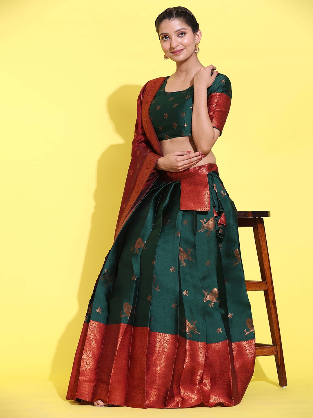 DIVASTRI Floral Woven Design Zari Work Silk Semi-Stitched Lehenga & Blouse With Dupatta, Green
DIVASTRI Floral Woven Design Zari Work Silk Semi-Stitched Lehenga & Blouse With Dupatta, Green