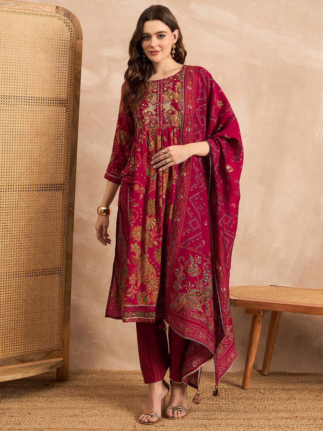 CHETI Floral Printed Pleated Chanderi Silk A-Line Kurta with Trousers & Dupatta, Red
CHETI Floral Printed Pleated Chanderi Silk A-Line Kurta with Trousers & Dupatta, Red