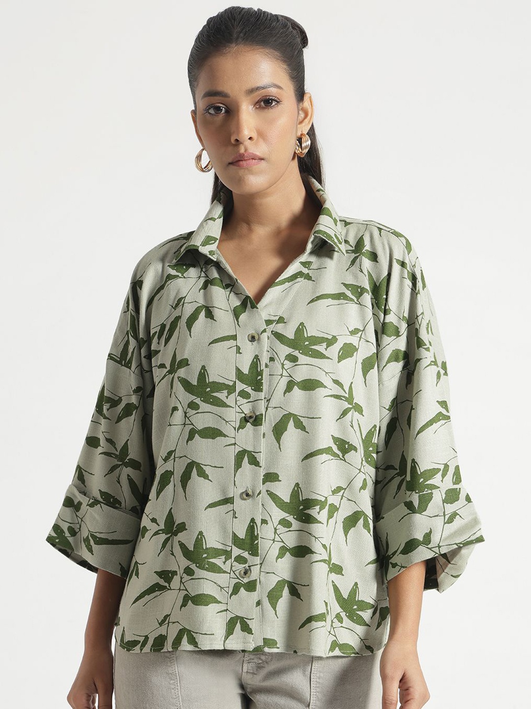 Code 61 Women Comfort Oversized Fit Spread Collar Floral Printed Cotton Casual Shirt, Green
Code 61 Women Comfort Oversized Fit Spread Collar Floral Printed Cotton Casual Shirt, Green