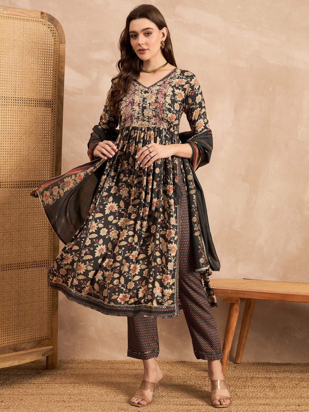 CHETI Floral Printed Pleated Thread Work Straight Kurta with Trouser & Dupatta, Green
CHETI Floral Printed Pleated Thread Work Straight Kurta with Trouser & Dupatta, Green