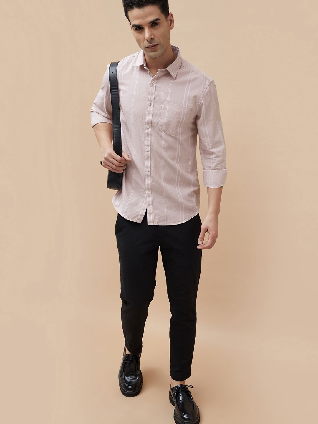 CODE by Lifestyle Men Slim Fit Spread Collar Vertical Striped Cotton Casual Shirt, Pink
CODE by Lifestyle Men Slim Fit Spread Collar Vertical Striped Cotton Casual Shirt, Pink