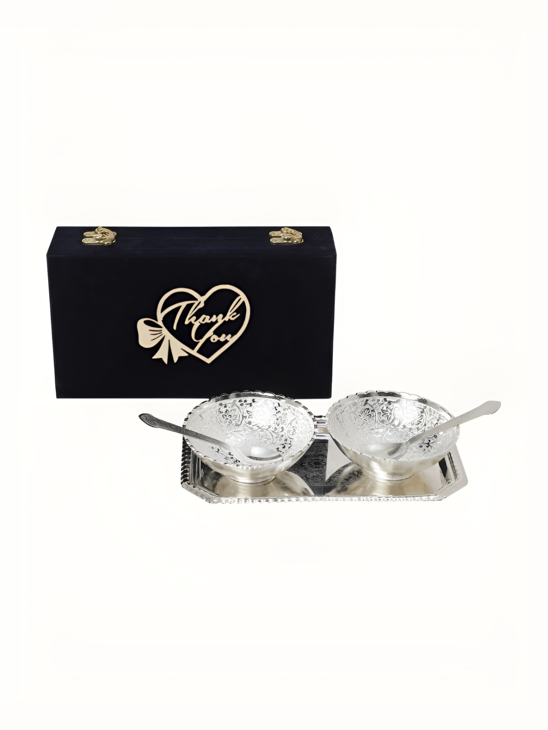 INTERNATIONAL GIFT Silver-Toned 5 PCS Textured Bowl Set With Tray & Spoons With Velvet Box
INTERNATIONAL GIFT Silver-Toned 5 PCS Textured Bowl Set With Tray & Spoons With Velvet Box