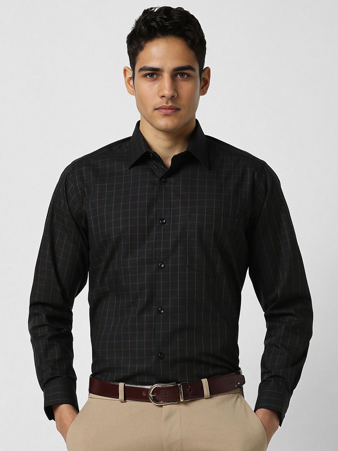 Van Heusen Men Regular Fit Spread Collar Grid Tattersall Checked Cotton Formal Shirt, Black
Van Heusen Men Regular Fit Spread Collar Grid Tattersall Checked Cotton Formal Shirt, Black