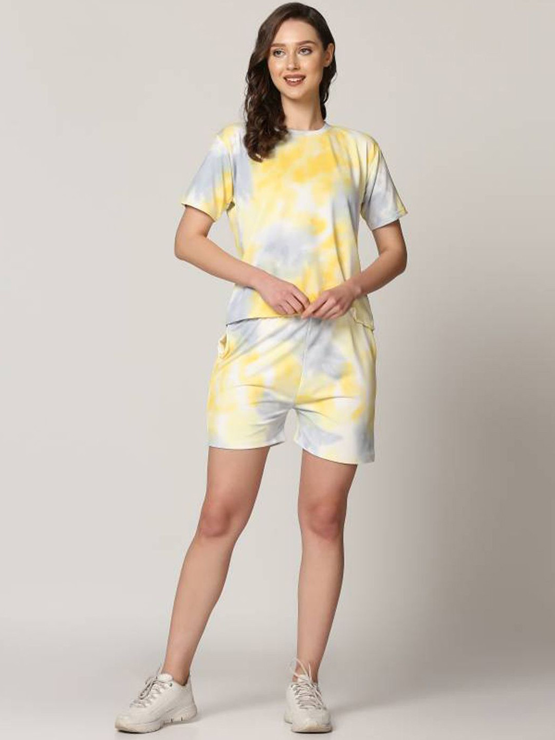 Beera Women Printed Night suit, Yellow
Beera Women Printed Night suit, Yellow