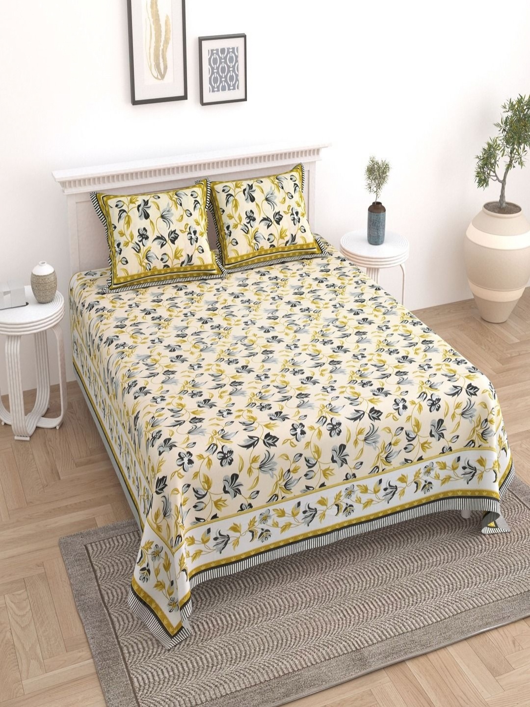 Myntra Elegant Homes Beige Printed Pure Cotton 180 TC King Bedsheet Set 2.74 m x 2.54 m
Myntra Elegant Homes Beige Printed Pure Cotton 180 TC King Bedsheet Set 2.74 m x 2.54 m