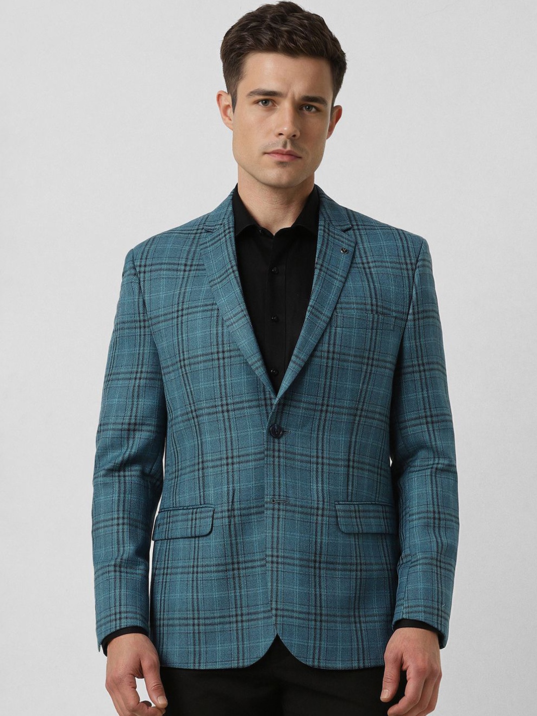 Van Heusen Checked Notched Lapel Long Sleeves Slim-Fit Single Breasted Formal Blazer, Blue
Van Heusen Checked Notched Lapel Long Sleeves Slim-Fit Single Breasted Formal Blazer, Blue