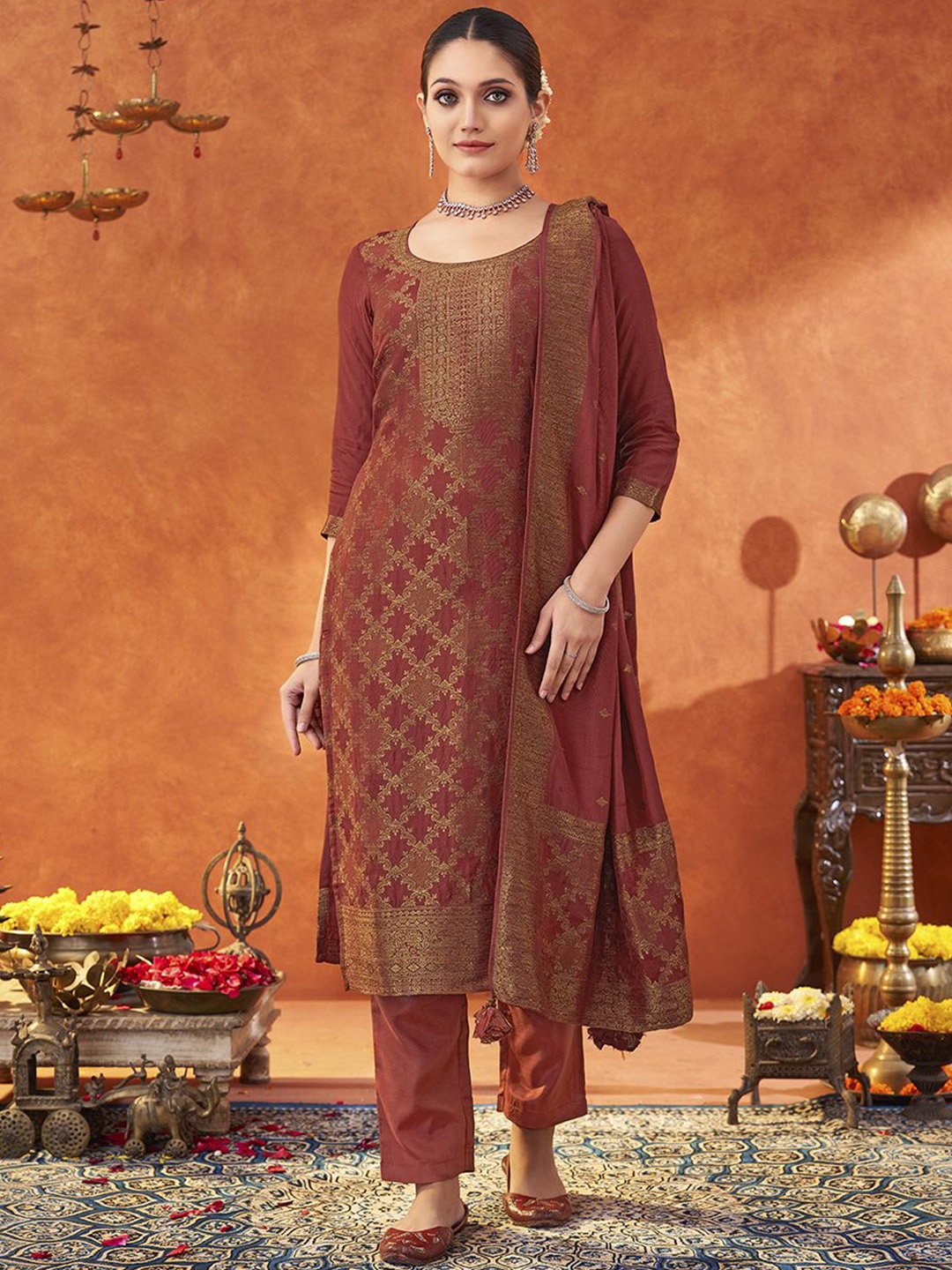 Saanjh Ethnic Motifs Woven Design Pure Muslin Jacquard Straight Kurta & Trousers & Dupatta, Maroon
Saanjh Ethnic Motifs Woven Design Pure Muslin Jacquard Straight Kurta & Trousers & Dupatta, Maroon