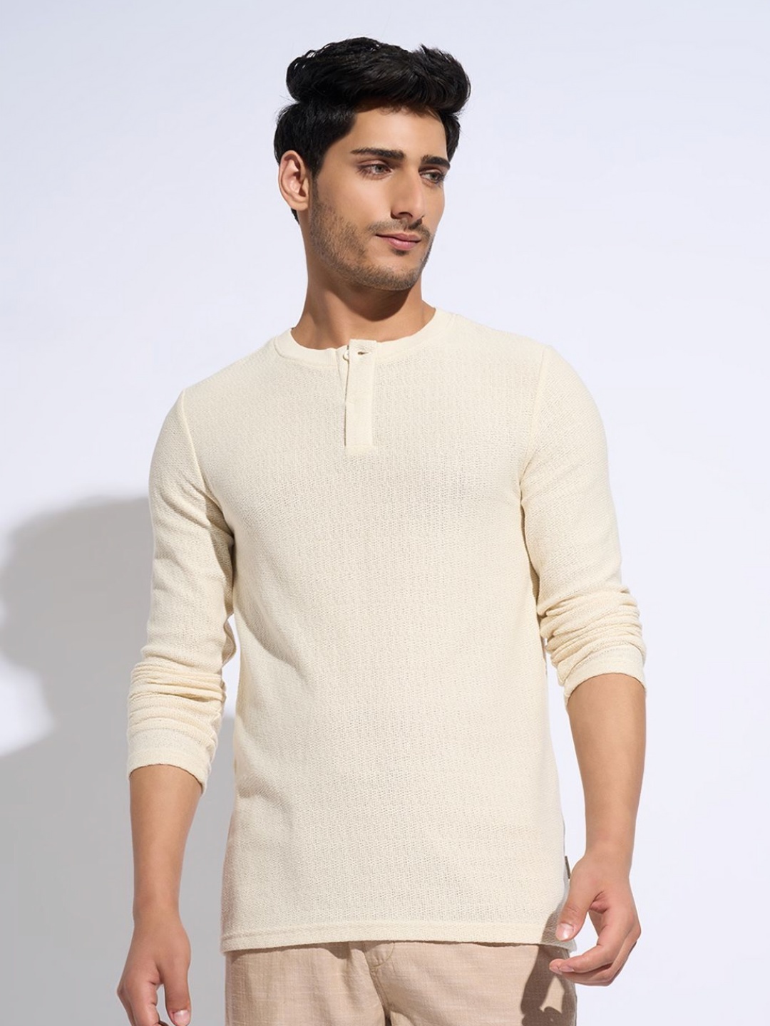 7 Alt by Pantaloons Men Self Design Round Neck Cotton Slim Fit T-shirt, Off white
7 Alt by Pantaloons Men Self Design Round Neck Cotton Slim Fit T-shirt, Off white