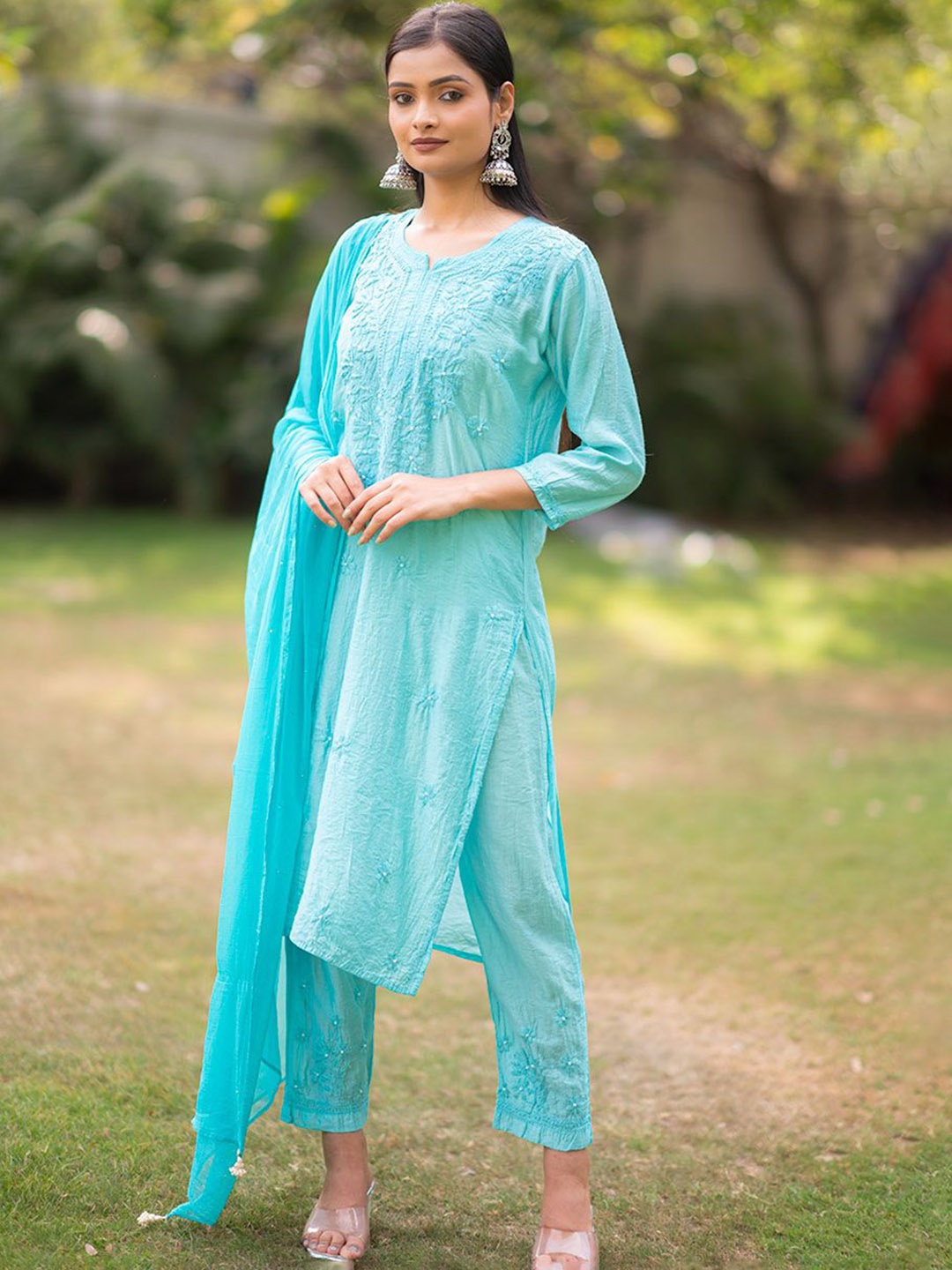 Rangreza Ethnic Floral Embroidered Chikankari Cotton Kurta with Trousers & Dupatta, Blue
Rangreza Ethnic Floral Embroidered Chikankari Cotton Kurta with Trousers & Dupatta, Blue