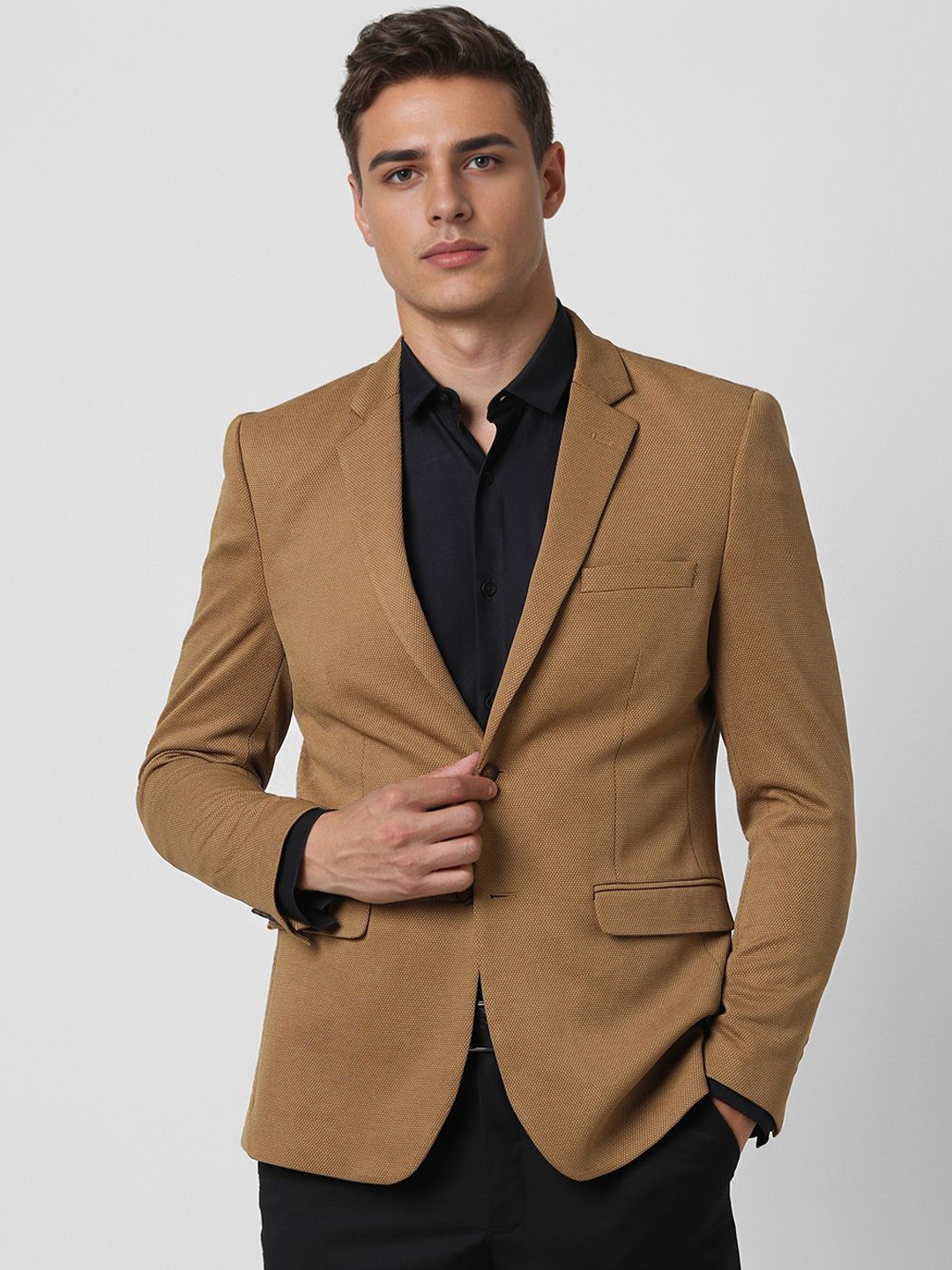 Van Heusen Textured Notched Lapel Long Sleeves Slim-Fit Single Breasted Formal Blazer, Brown
Van Heusen Textured Notched Lapel Long Sleeves Slim-Fit Single Breasted Formal Blazer, Brown