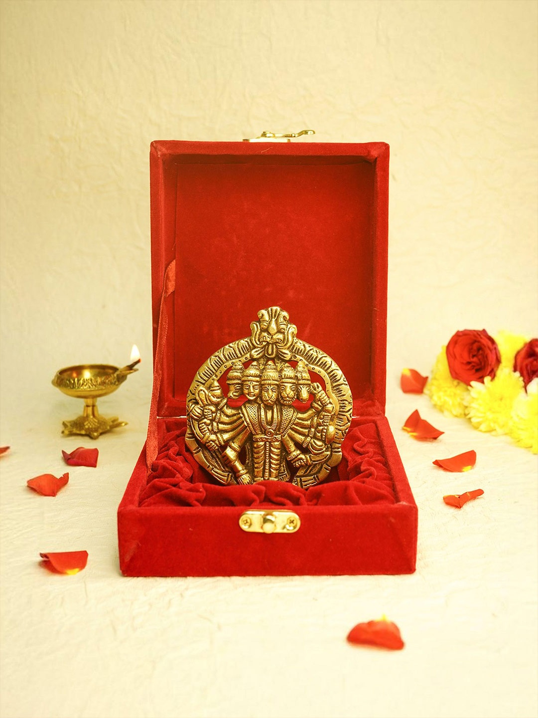 Ekhasa Gold-Toned and Red Pure Brass Panchmukhi Hanuman Murti Religious Idol Showpiece
Ekhasa Gold-Toned and Red Pure Brass Panchmukhi Hanuman Murti Religious Idol Showpiece