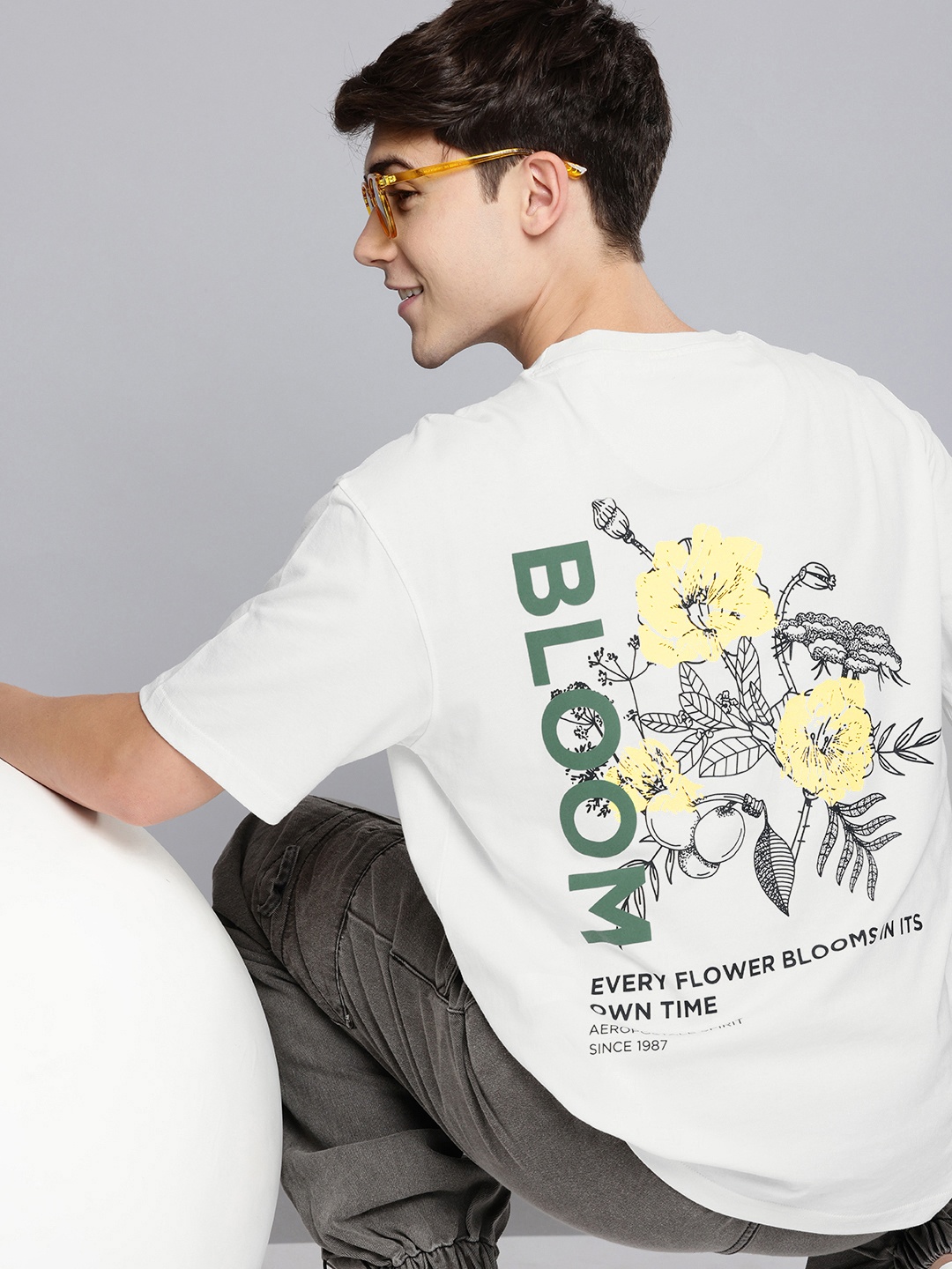 Aeropostale Pure Cotton Graphic Printed Drop-Shoulder Sleeves Relaxed Fit T-shirt, White
Aeropostale Pure Cotton Graphic Printed Drop-Shoulder Sleeves Relaxed Fit T-shirt, White