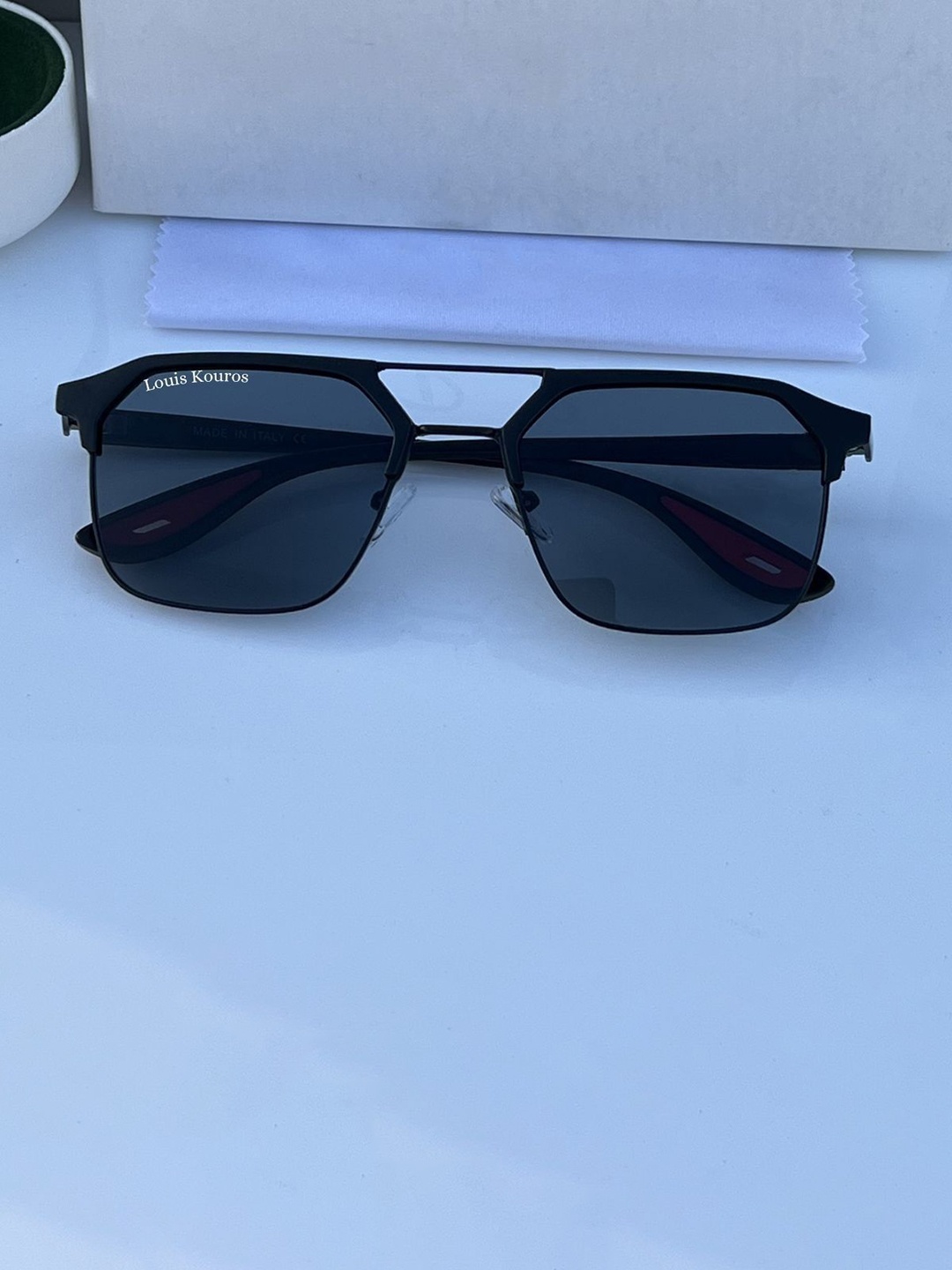 LOUIS KOUROS Unisex Square Sunglasses UV Protected Lens SUN-LK-2404-BLK1BLK-BLK-P, Black
LOUIS KOUROS Unisex Square Sunglasses UV Protected Lens SUN-LK-2404-BLK1BLK-BLK-P, Black