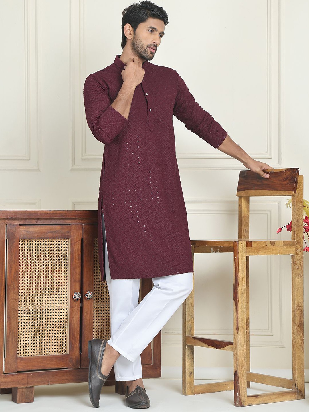 Anouk Wine Geometric Embroidered Mandarin Collar Sequinned Kurta With Pyjamas, Purple
Anouk Wine Geometric Embroidered Mandarin Collar Sequinned Kurta With Pyjamas, Purple