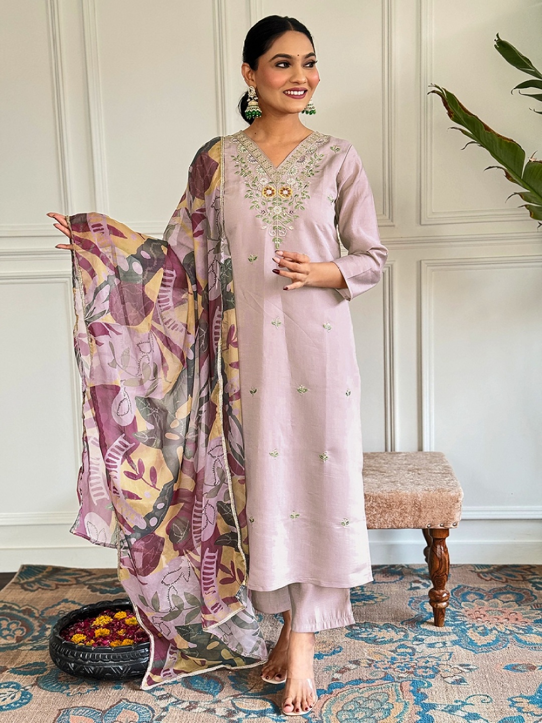 S.K.C Floral Embroidered Thread Work Chanderi Cotton Straight Kurta With Trouser & Dupatta, Pink
S.K.C Floral Embroidered Thread Work Chanderi Cotton Straight Kurta With Trouser & Dupatta, Pink