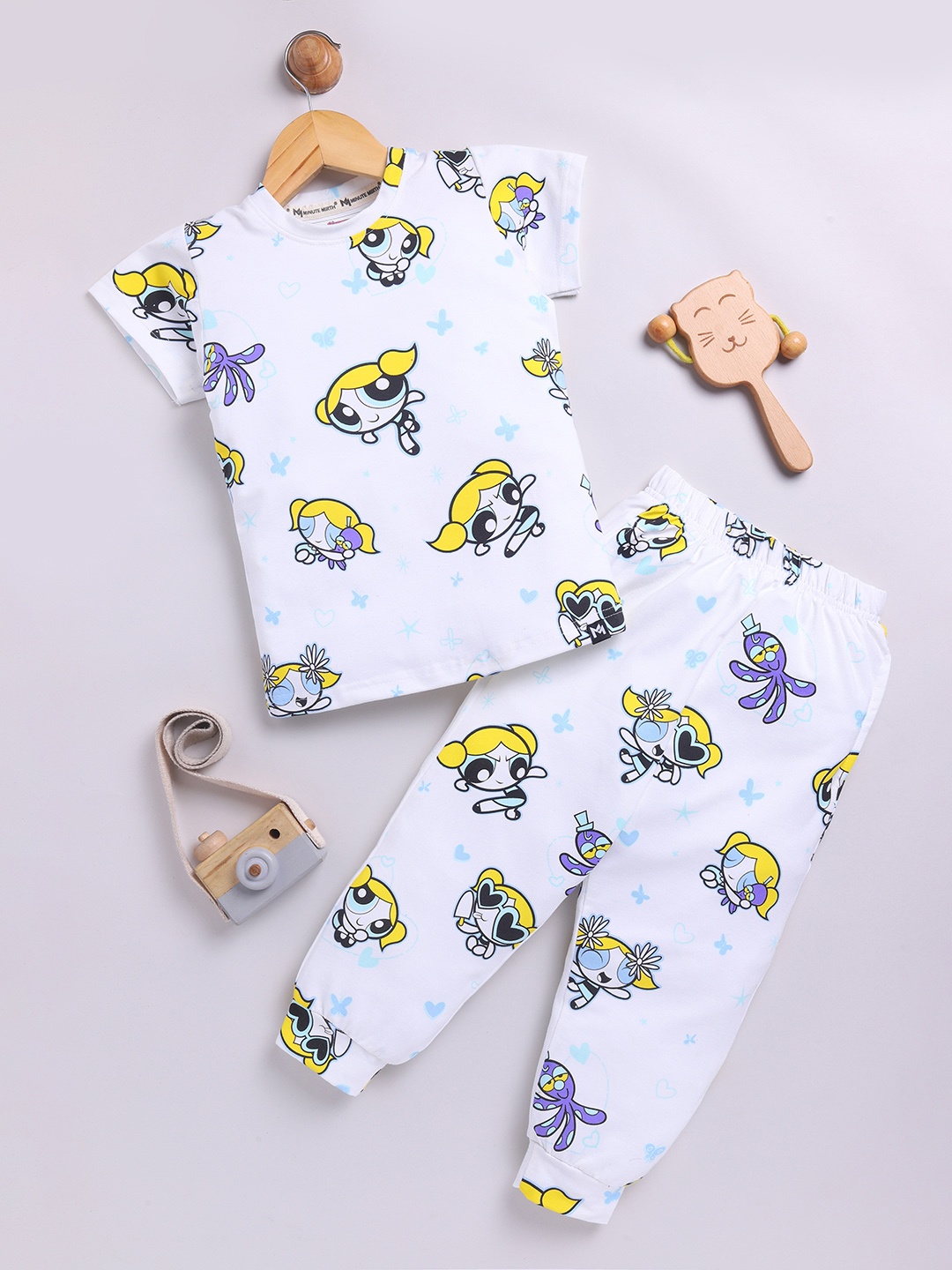 YK X Minute Mirth Girls Powerpuff Girls Printed Pure Cotton T-shirt With Joggers, White
YK X Minute Mirth Girls Powerpuff Girls Printed Pure Cotton T-shirt With Joggers, White