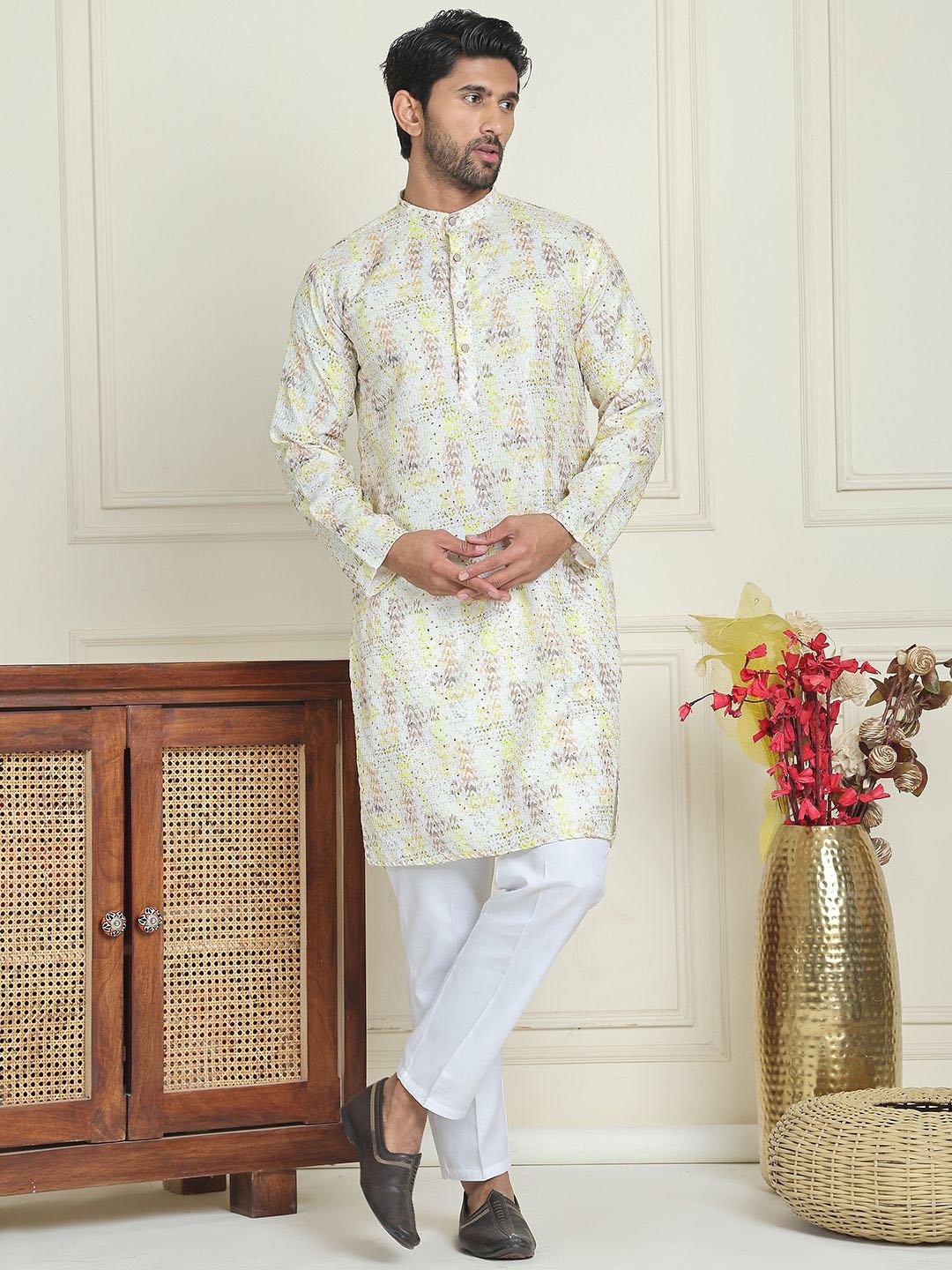Anouk Yellow Geometric Embroidered Sequinned Mandarin Collar Straight Kurta With Pyjamas, White
Anouk Yellow Geometric Embroidered Sequinned Mandarin Collar Straight Kurta With Pyjamas, White