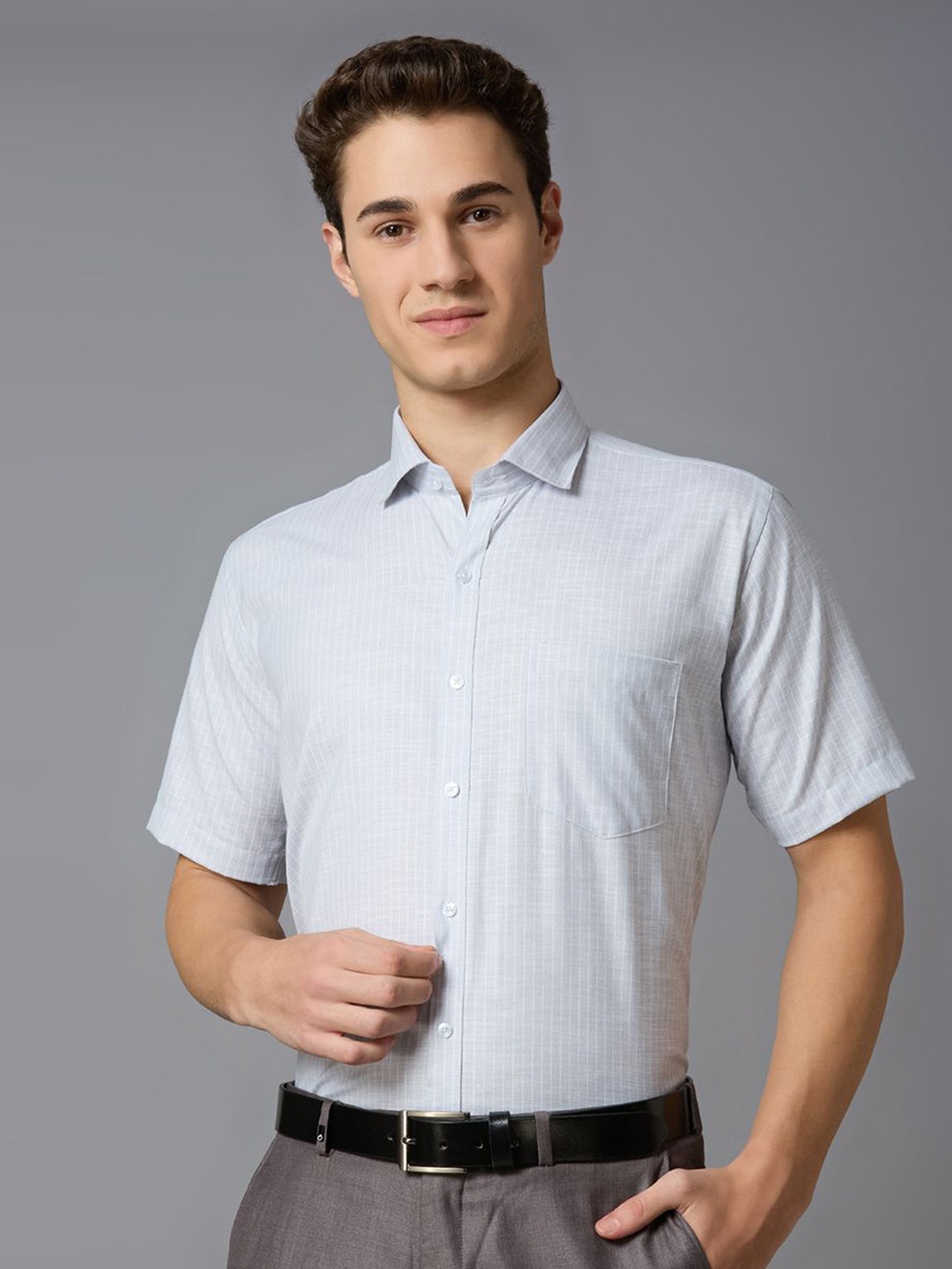 MARK & ALBERT Men India Slim Fit Spread Collar Vertical Striped Cotton Formal Shirt, Grey
MARK & ALBERT Men India Slim Fit Spread Collar Vertical Striped Cotton Formal Shirt, Grey