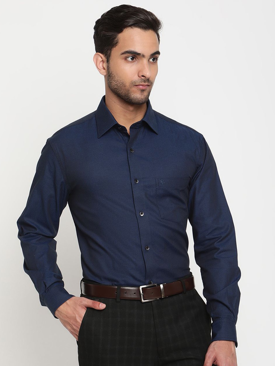 Cantabil Men Comfort Regular Fit Spread Collar Textured Cotton Party Shirt, Navy blue
Cantabil Men Comfort Regular Fit Spread Collar Textured Cotton Party Shirt, Navy blue