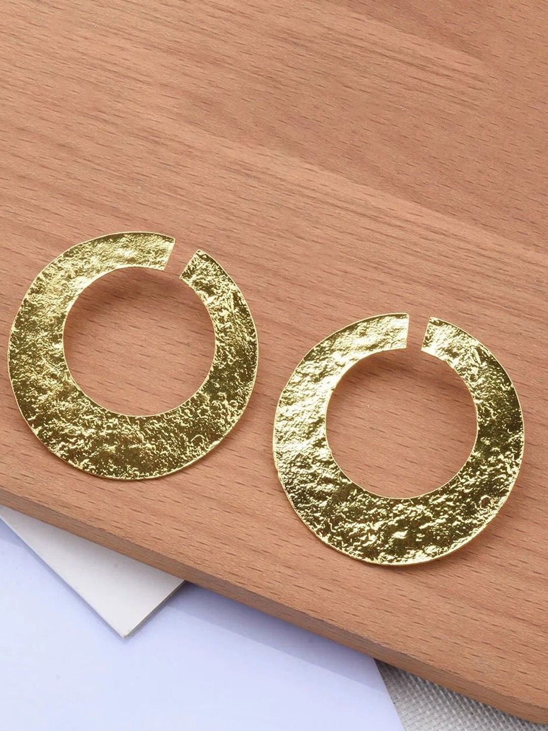 Aviksha Creations Gold-Plated Stainless Steel Circular Shaped Brass Big Hoop Earrings
Aviksha Creations Gold-Plated Stainless Steel Circular Shaped Brass Big Hoop Earrings