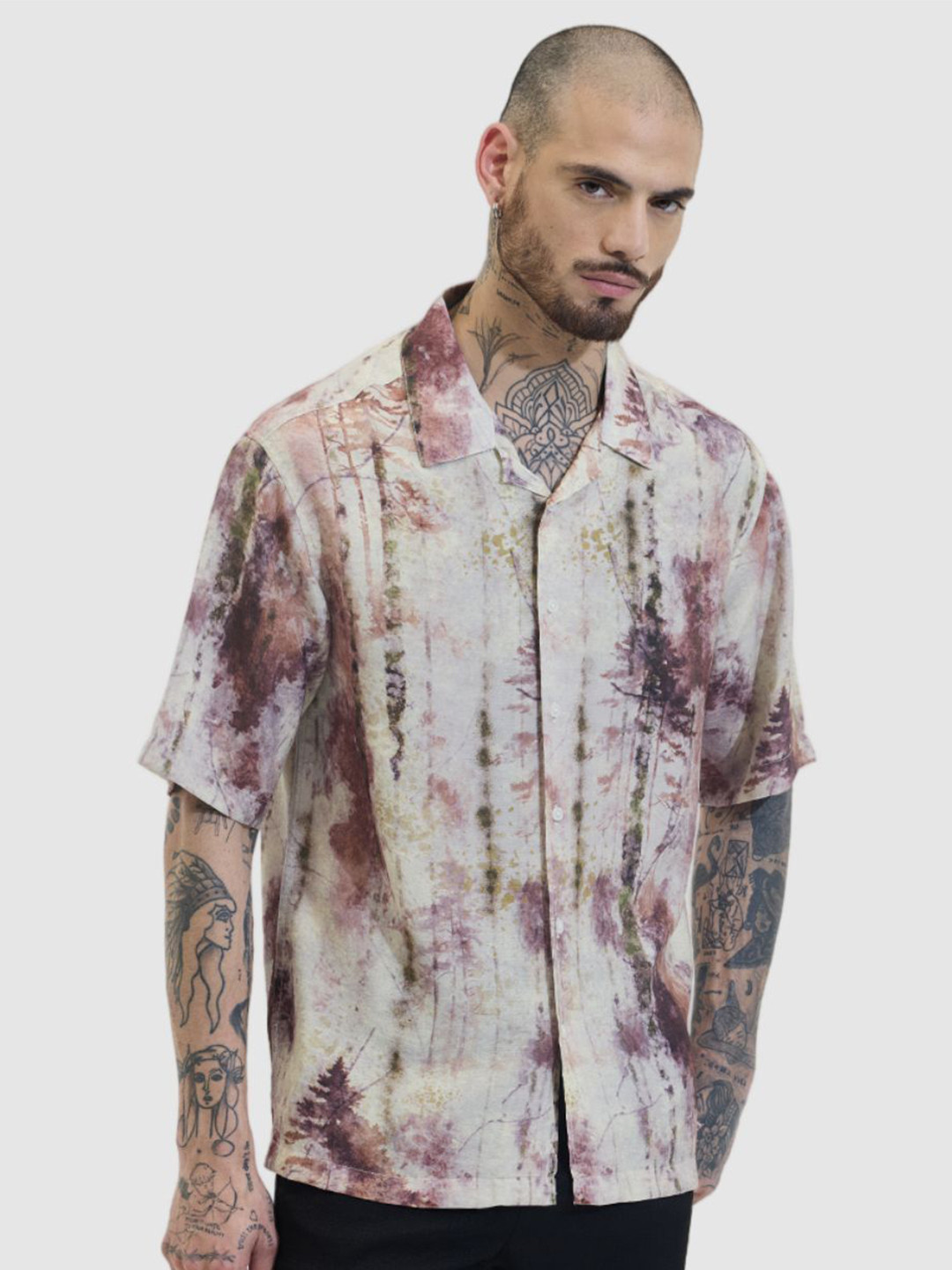 Snitch Men Relaxed Boxy Fit Cuban Collar Abstract Printed Casual Shirt, Beige
Snitch Men Relaxed Boxy Fit Cuban Collar Abstract Printed Casual Shirt, Beige