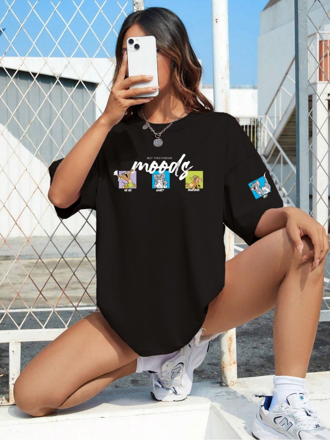 TOGS & TERRE Women Tom & Jerry Graphic Printed Round Neck Cotton Oversized T-shirt, Black
TOGS & TERRE Women Tom & Jerry Graphic Printed Round Neck Cotton Oversized T-shirt, Black