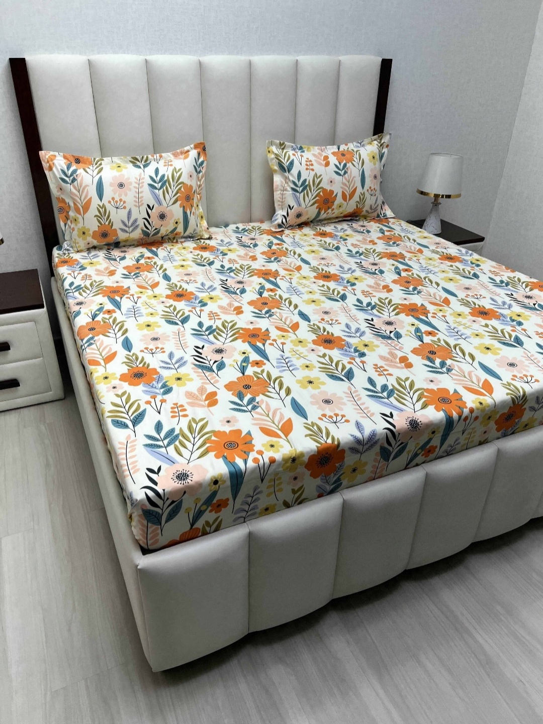 Pure Decor Leisure Fur White Printed Microfiber 220 TC Queen Bedsheet Set 2.74 x 2.74 m
Pure Decor Leisure Fur White Printed Microfiber 220 TC Queen Bedsheet Set 2.74 x 2.74 m