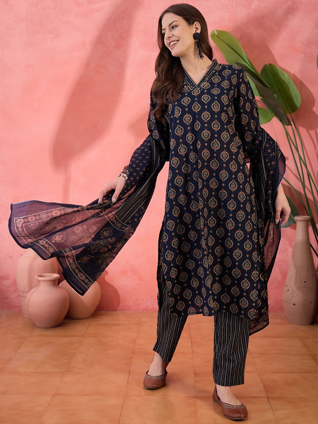 RangDeep Floral Printed V Neck Pure Cotton Kurta With Trousers & Dupatta, Navy blue
RangDeep Floral Printed V Neck Pure Cotton Kurta With Trousers & Dupatta, Navy blue