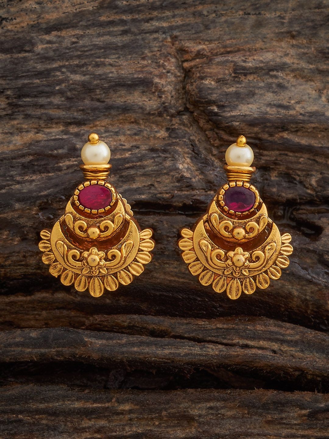 Kushal's Fashion Jewellery Gold-Plated Stone Studded & Beaded Classic Drop Earrings
Kushal's Fashion Jewellery Gold-Plated Stone Studded & Beaded Classic Drop Earrings
