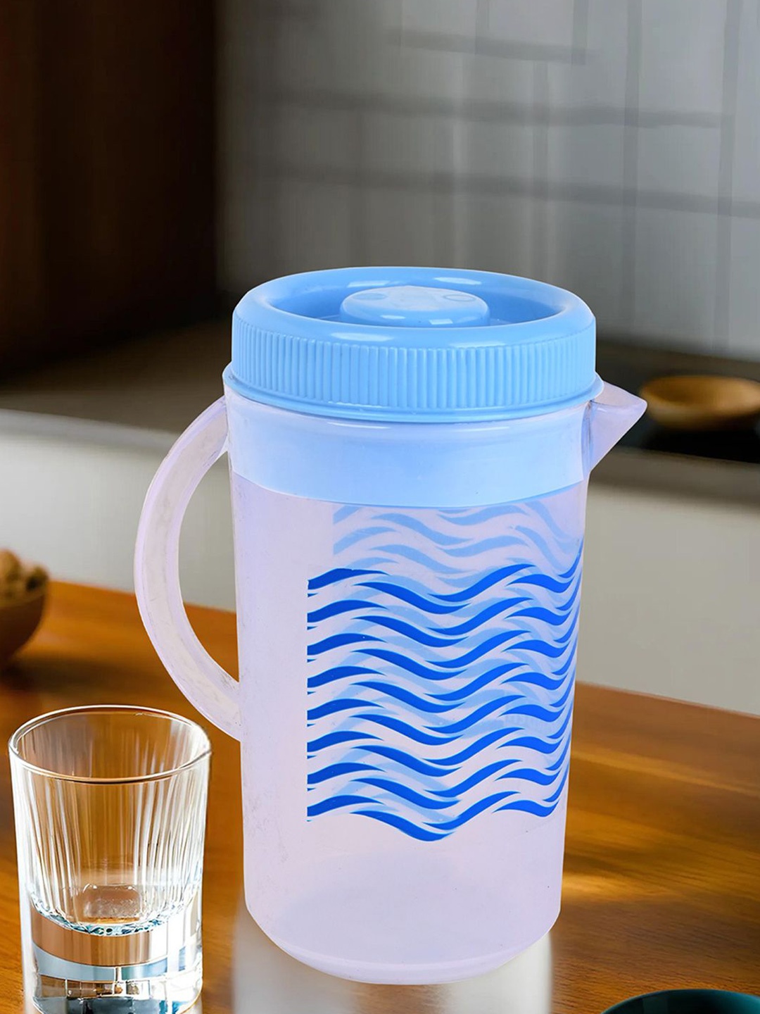 Kuber Industries Blue & Transparent 2 Pieces Zig Zag Printed Water Jugs With Lids-2 L
Kuber Industries Blue & Transparent 2 Pieces Zig Zag Printed Water Jugs With Lids-2 L