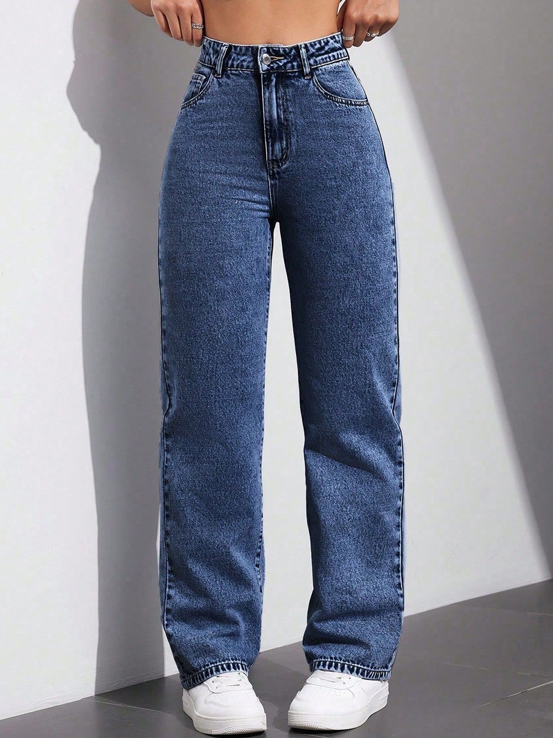 PLUS 91 Women Comfort Straight Fit High-Rise Low Distress Light Fade Stretchable Jeans, Blue
PLUS 91 Women Comfort Straight Fit High-Rise Low Distress Light Fade Stretchable Jeans, Blue