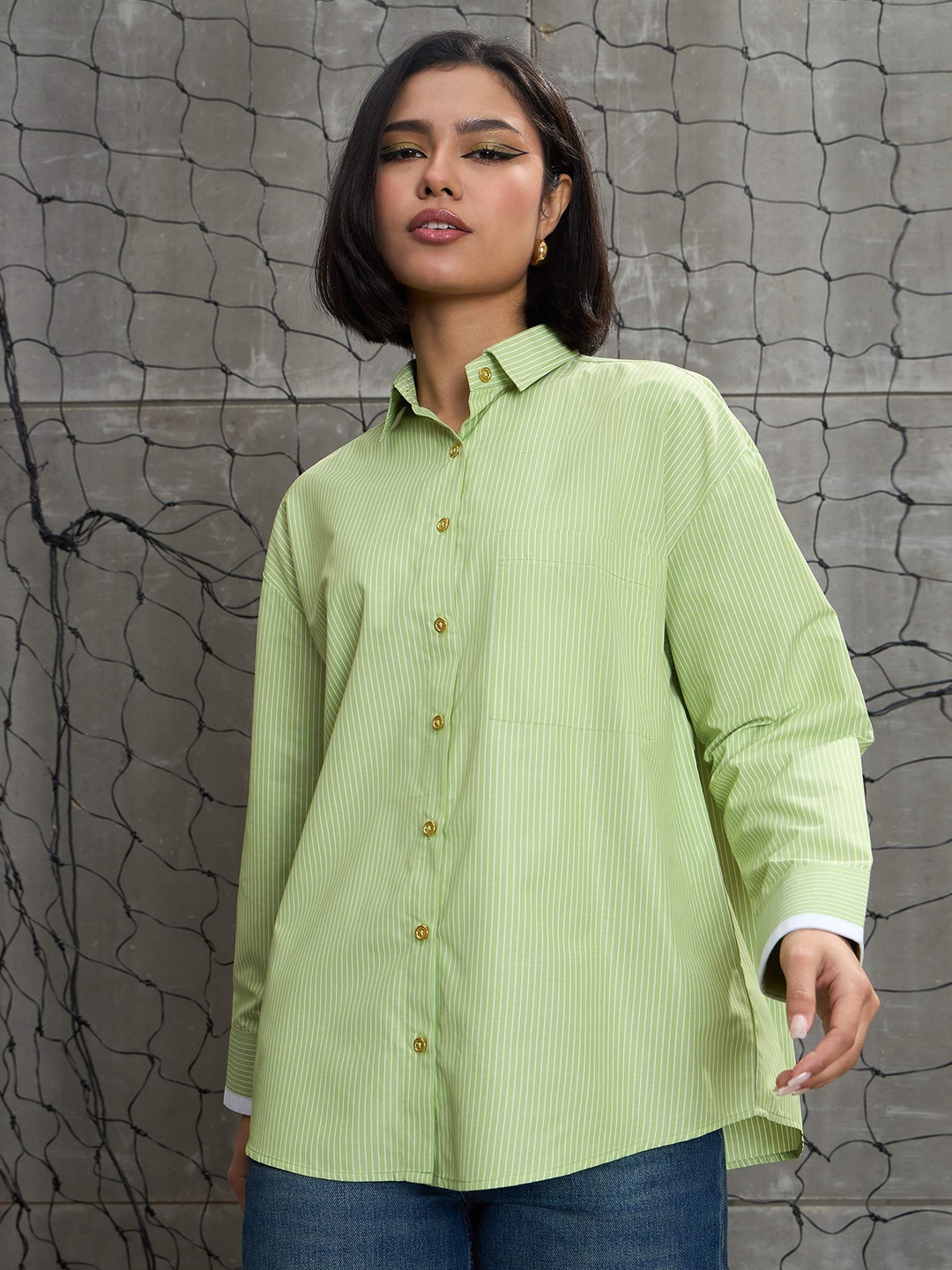 SASSAFRAS Women Relaxed Oversized Fit Spread Collar Vertical Striped Casual Shirt, Green
SASSAFRAS Women Relaxed Oversized Fit Spread Collar Vertical Striped Casual Shirt, Green