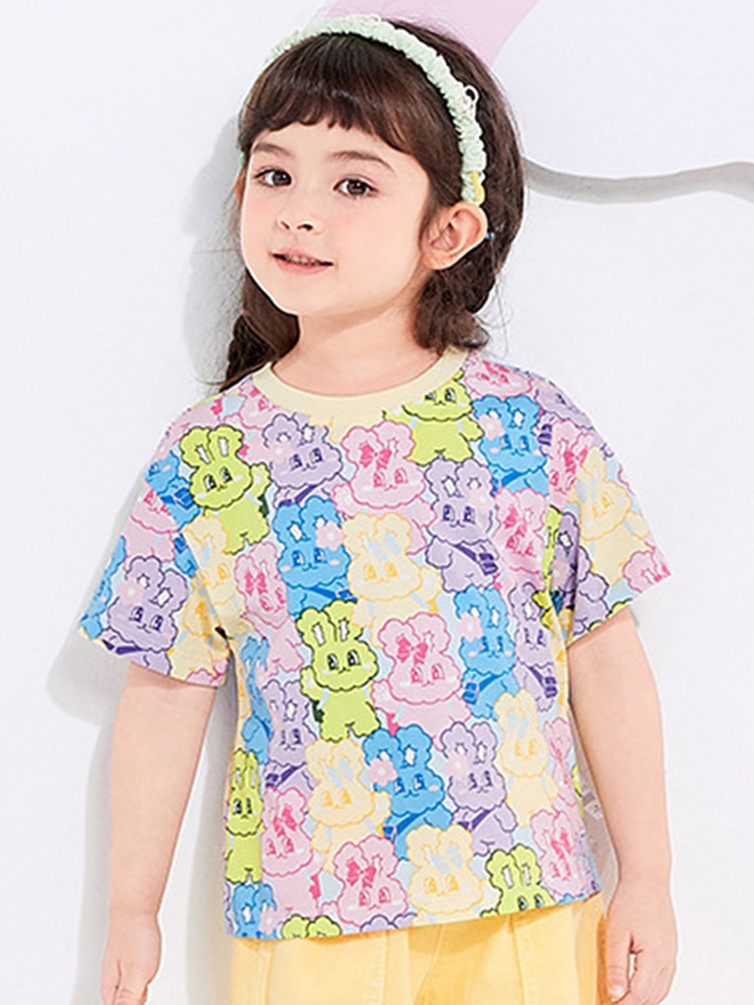 LULU & SKY Girls Conversational Printed Round Neck Cotton Oversized T-shirt, Yellow
LULU & SKY Girls Conversational Printed Round Neck Cotton Oversized T-shirt, Yellow