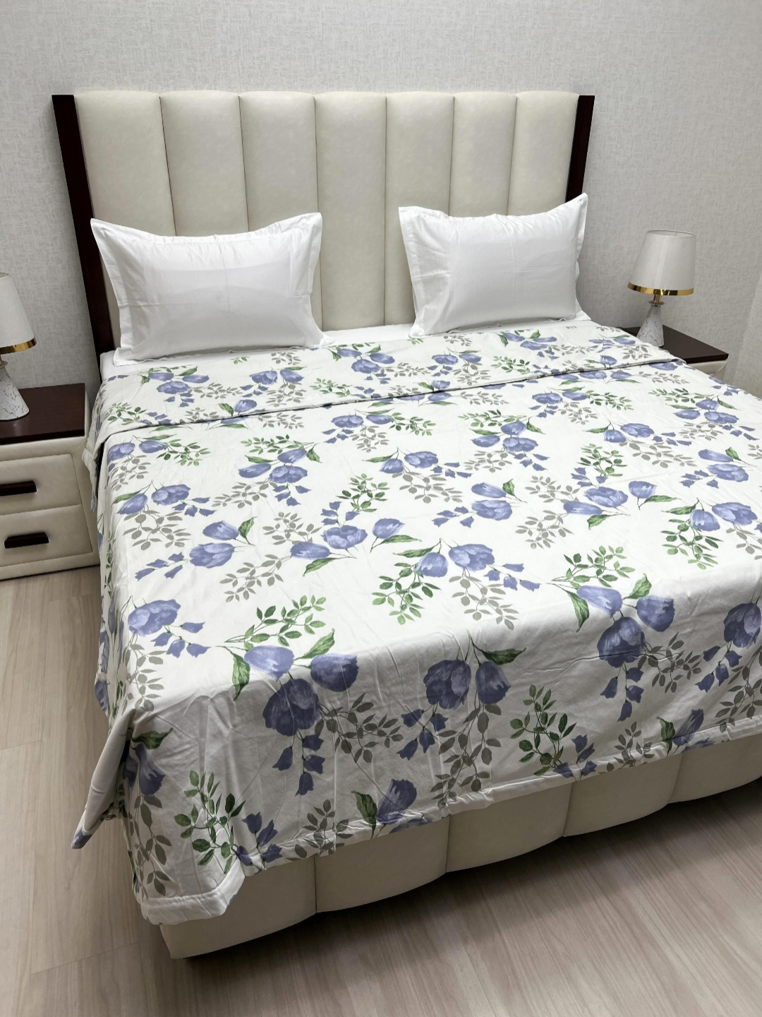 Pure Decor Comfy White & Green Printed Microfiber 180 GSM AC Room King Size Comforter
Pure Decor Comfy White & Green Printed Microfiber 180 GSM AC Room King Size Comforter