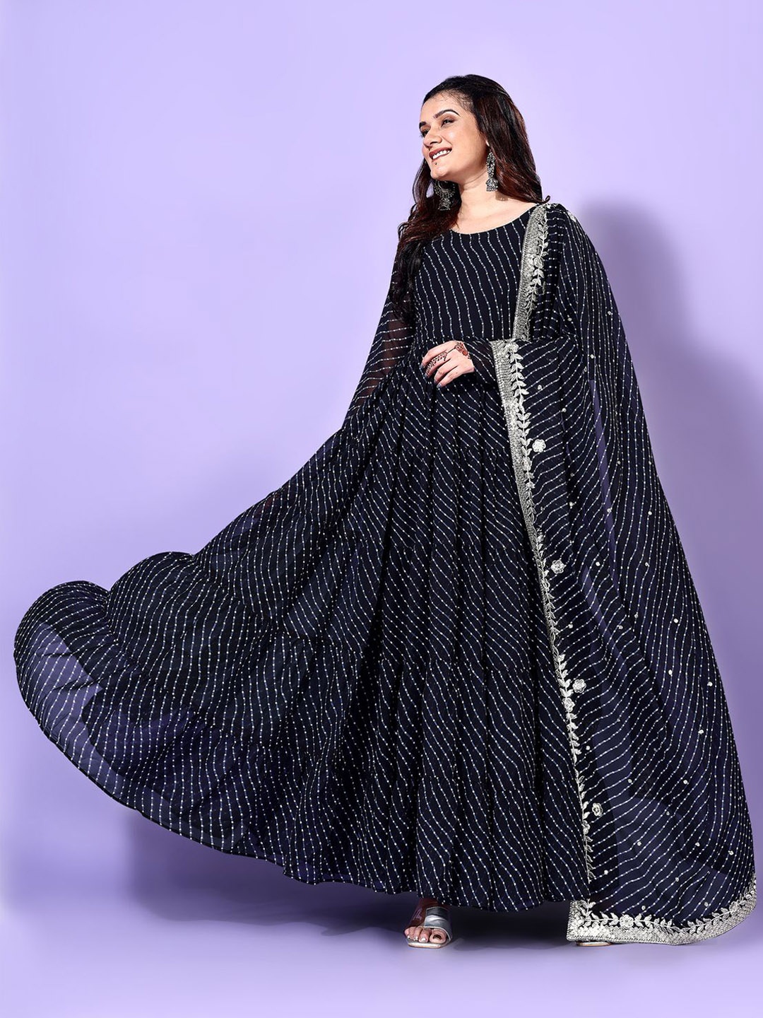 YOYO Fashion Women Leheriya Printed Regular Kurta with Pyjamas & With Dupatta, Black
YOYO Fashion Women Leheriya Printed Regular Kurta with Pyjamas & With Dupatta, Black