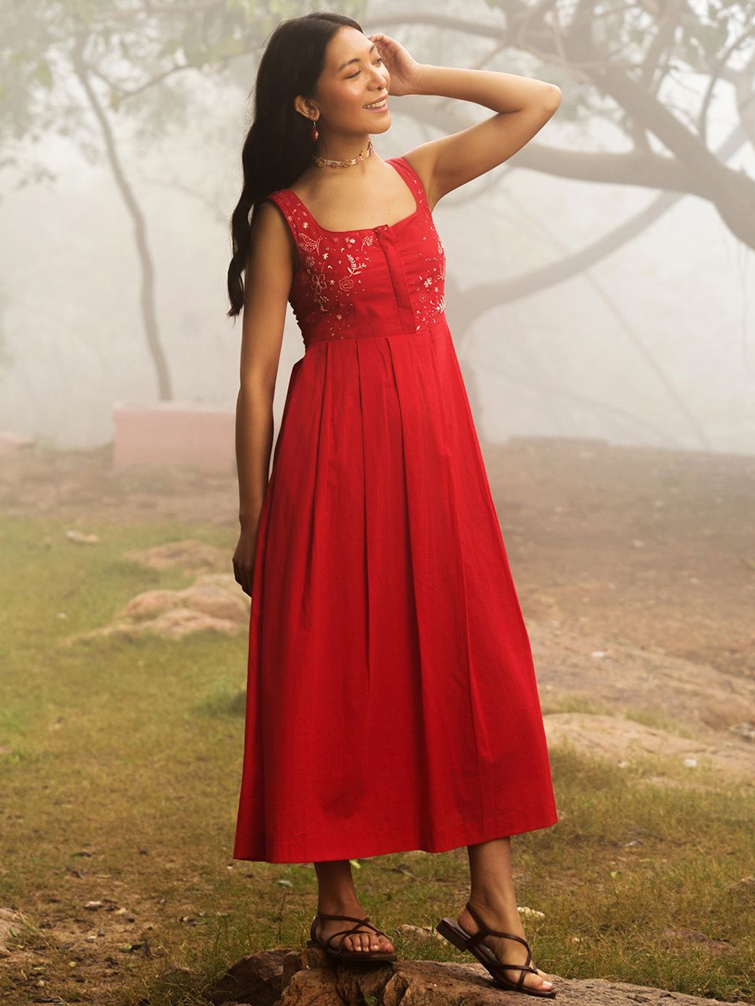 OKHAI Women Cherry Blush Hand-Embroidered Pure Cotton Fit and Flare Ethnic Dresses, Red
OKHAI Women Cherry Blush Hand-Embroidered Pure Cotton Fit and Flare Ethnic Dresses, Red
