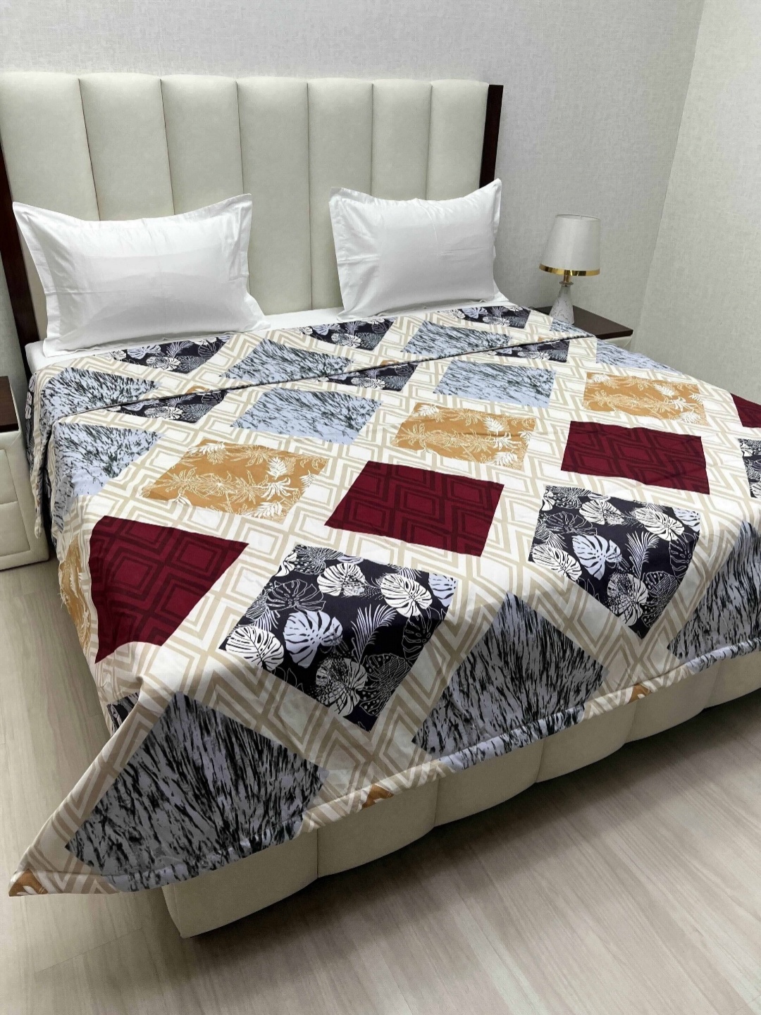 Pure Decor Comfy Blue & White Printed Microfiber 233 GSM AC Room King Size Comforter
Pure Decor Comfy Blue & White Printed Microfiber 233 GSM AC Room King Size Comforter