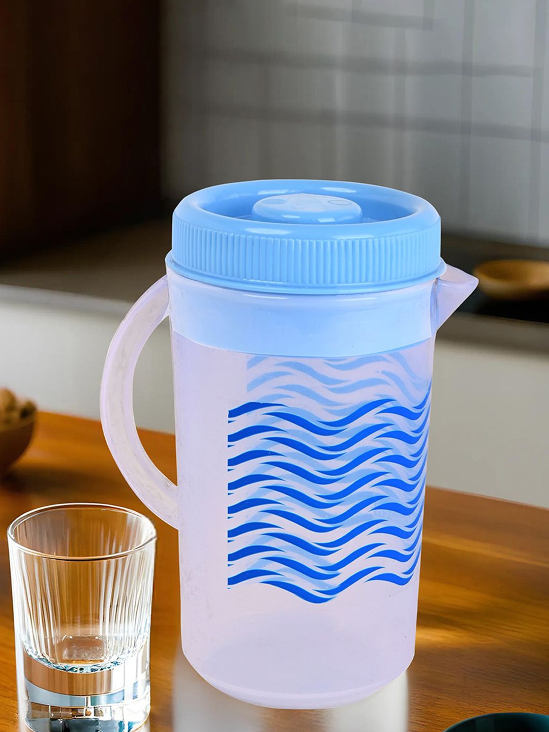 Kuber Industries Blue & Transparent 4 Pieces Zig Zag Printed Water Jugs With Lids-2 L
Kuber Industries Blue & Transparent 4 Pieces Zig Zag Printed Water Jugs With Lids-2 L