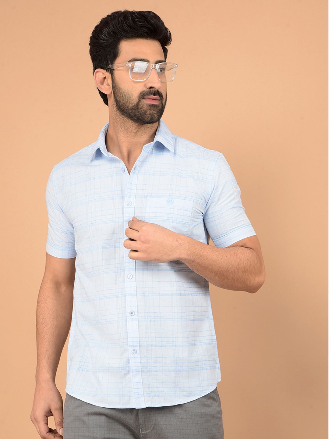 Crimsoune Club Men Classic Slim Fit Spread Collar Textured Cotton Casual Shirt, Blue
Crimsoune Club Men Classic Slim Fit Spread Collar Textured Cotton Casual Shirt, Blue