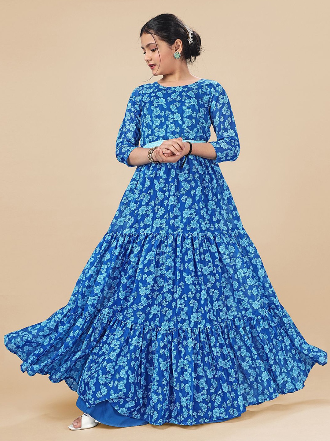 Sangria Girls Floral Printed Round Neck Three-Quarter Sleeves Tiered Maxi Dress, Blue
Sangria Girls Floral Printed Round Neck Three-Quarter Sleeves Tiered Maxi Dress, Blue