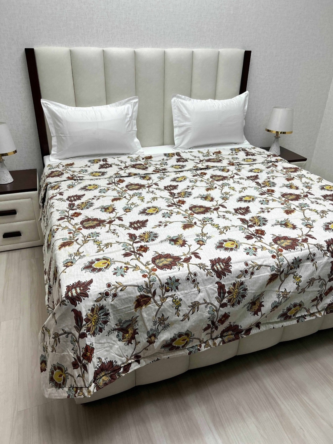 Pure Decor Comfy White Printed 200 GSM Microfiber AC Room Double King Bed Comforter
Pure Decor Comfy White Printed 200 GSM Microfiber AC Room Double King Bed Comforter