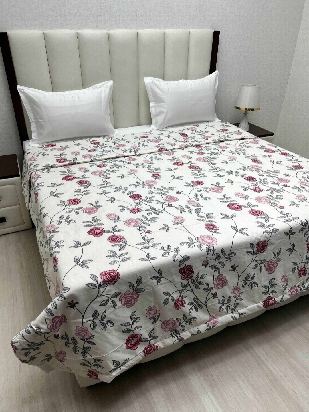 Pure Decor Comfy White & Pink Printed Microfiber 233 GSM AC Room King Size Comforter
Pure Decor Comfy White & Pink Printed Microfiber 233 GSM AC Room King Size Comforter