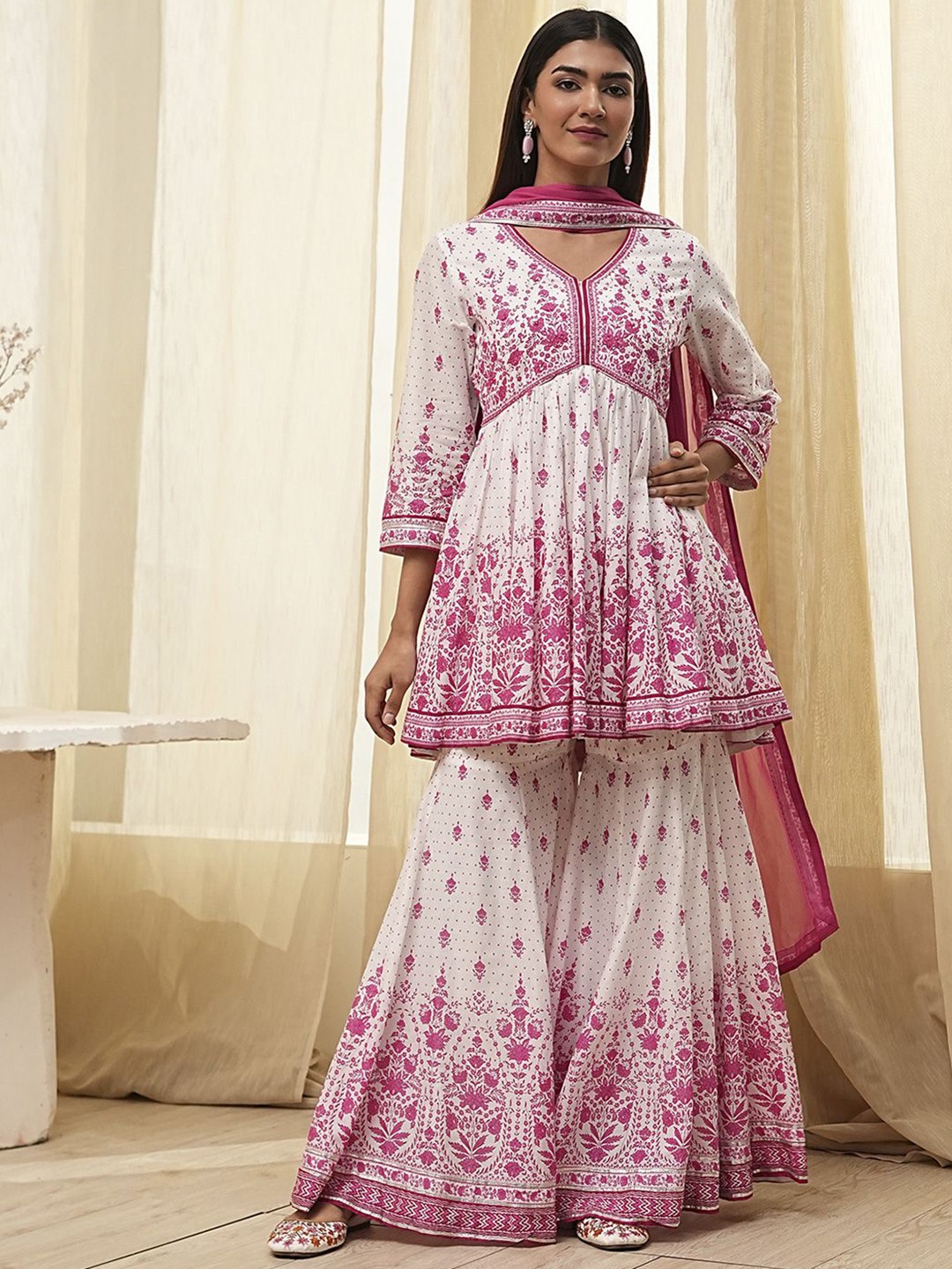 Biba Floral Printed V-Neck Pure Cotton Anarkali Kurta With Sharara And Dupatta, Pink
Biba Floral Printed V-Neck Pure Cotton Anarkali Kurta With Sharara And Dupatta, Pink
