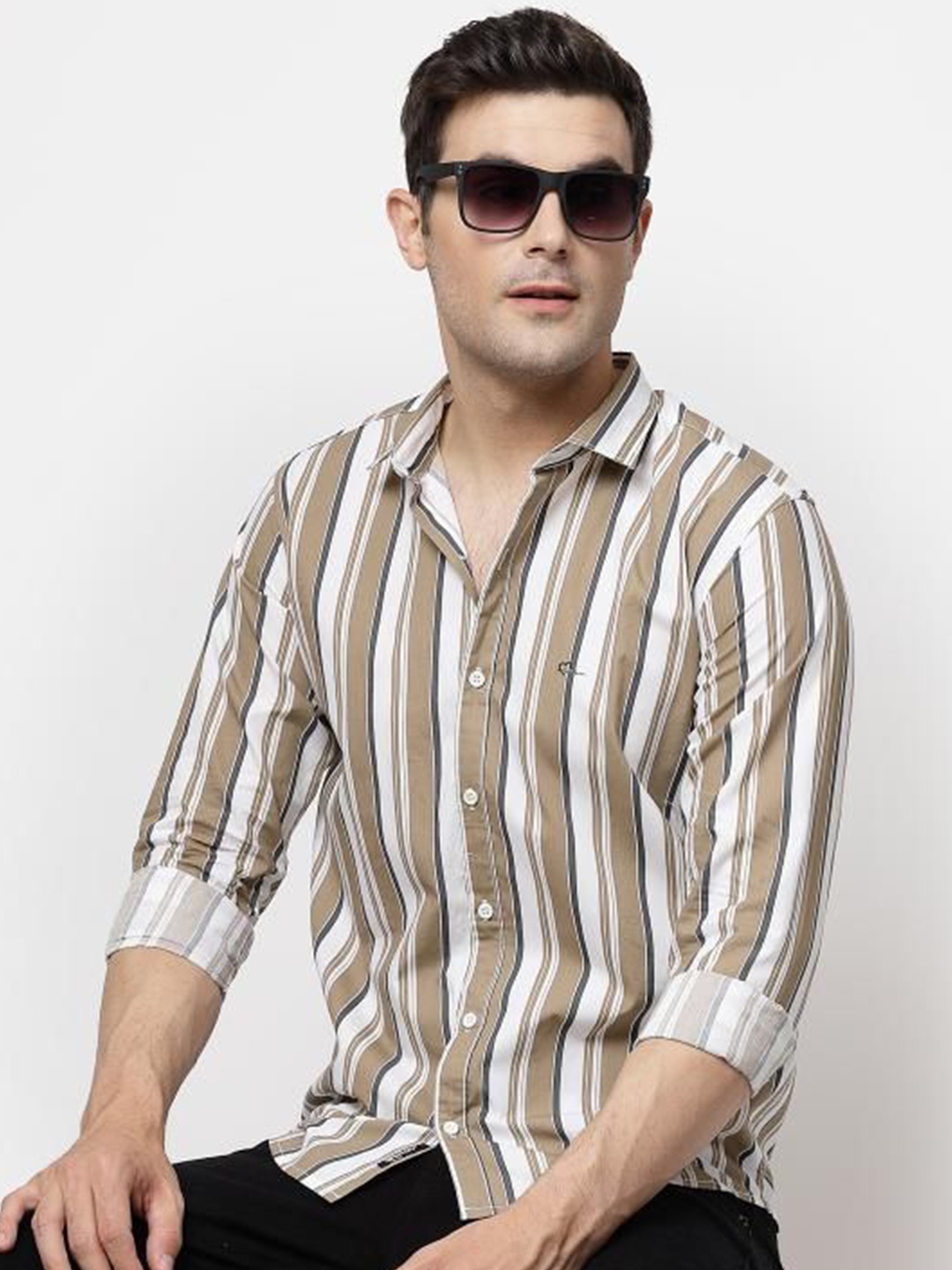 allan peter Men Classic Fit Spread Collar Vertical Striped Cotton Casual Shirt, White
allan peter Men Classic Fit Spread Collar Vertical Striped Cotton Casual Shirt, White