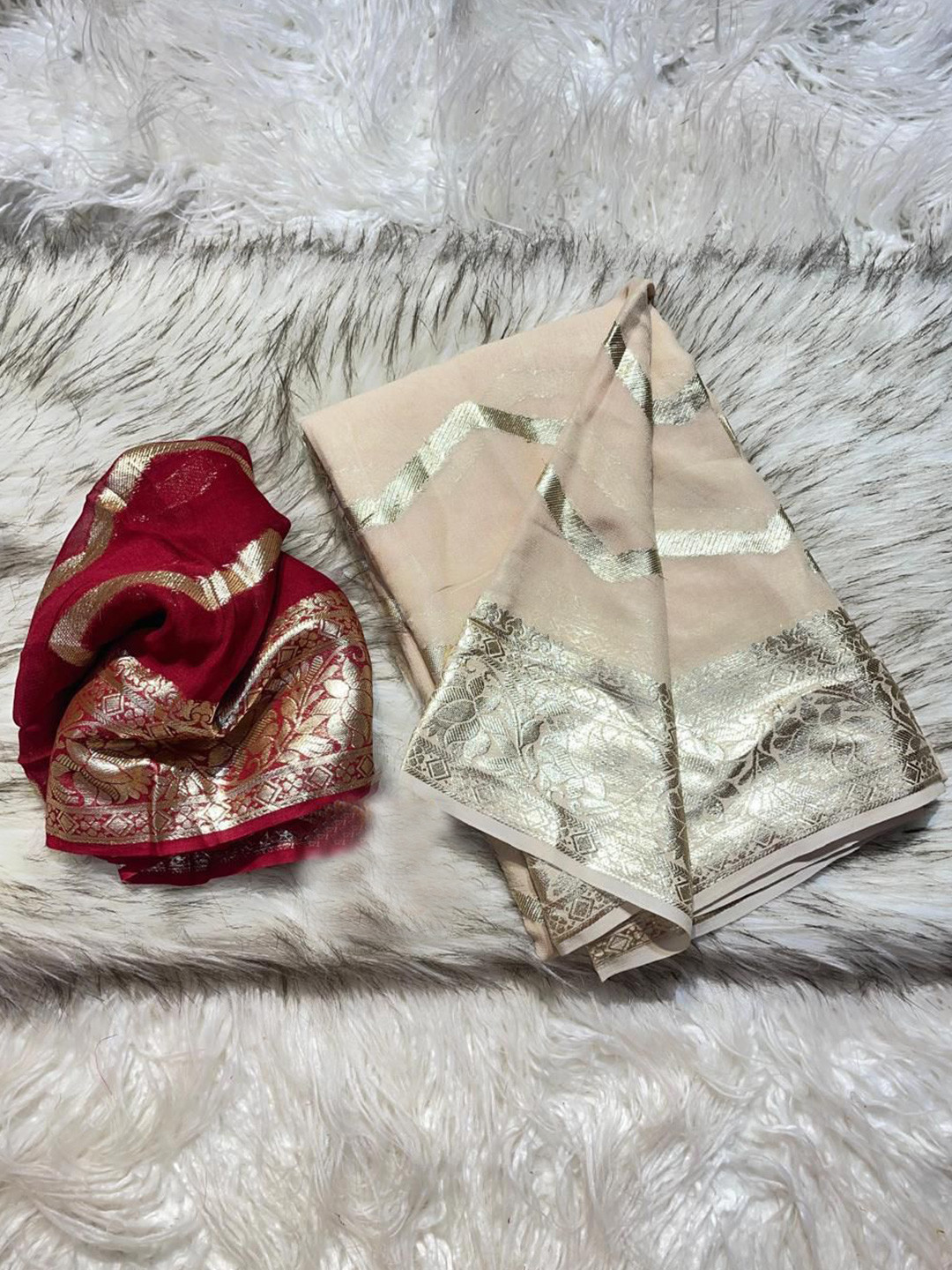 PAYAL CREATION Floral Zari Pure Georgette Maheshwari Saree, Pink
PAYAL CREATION Floral Zari Pure Georgette Maheshwari Saree, Pink