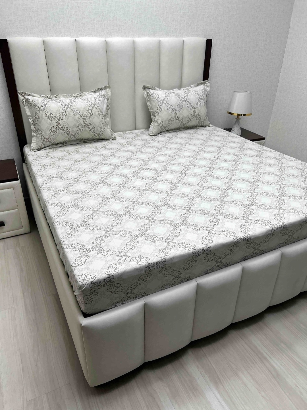 Pure Decor Velar Fur Sib Grey Printed 260 TC Pure Cotton King Bedsheet Set 2.74m X 2.74m, Green
Pure Decor Velar Fur Sib Grey Printed 260 TC Pure Cotton King Bedsheet Set 2.74m X 2.74m, Green
