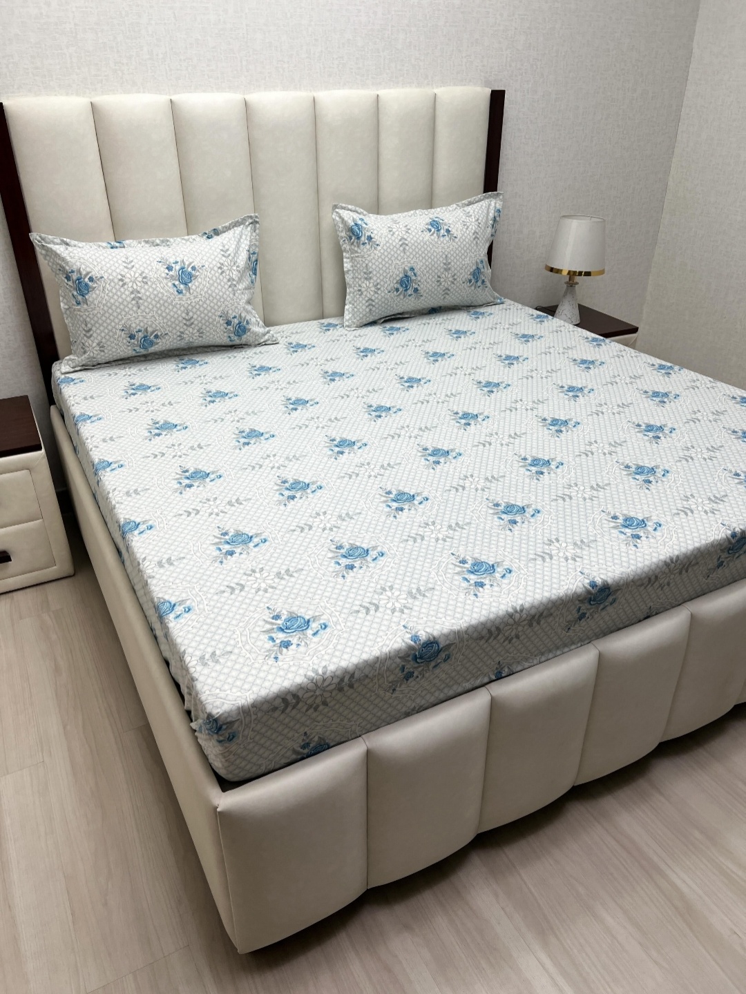 Pure Decor Velar Fur Sib Blue Printed Cotton 230 TC King Bedsheet Set 2.74 m X 2.74 m
Pure Decor Velar Fur Sib Blue Printed Cotton 230 TC King Bedsheet Set 2.74 m X 2.74 m
