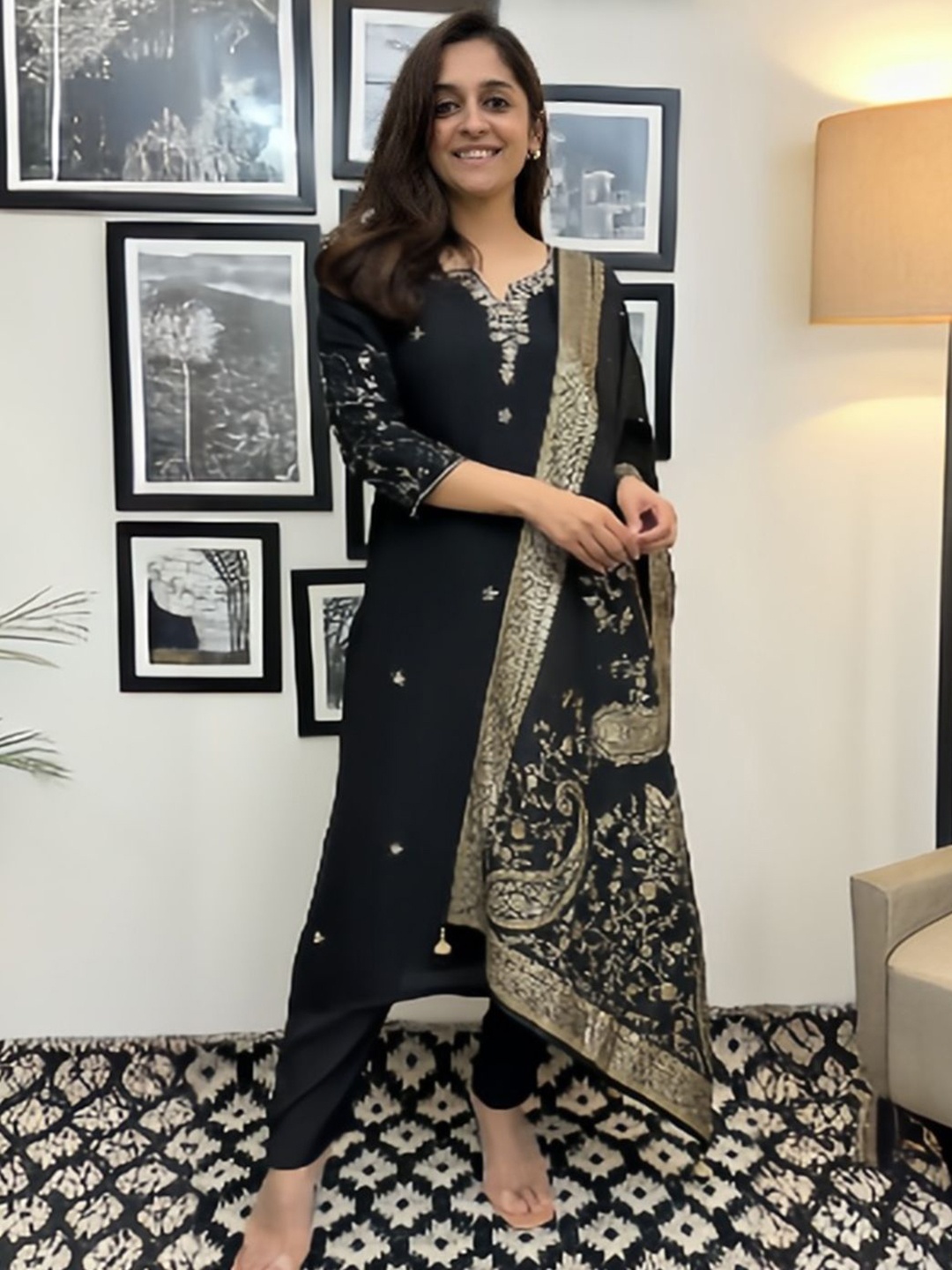 GUNVANTI FAB Bakadi Floral Embroidered Chanderi Silk Straight Kurta With Trouser & Dupatta, Black
GUNVANTI FAB Bakadi Floral Embroidered Chanderi Silk Straight Kurta With Trouser & Dupatta, Black
